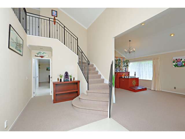 39 Chateau Rise Flat Bush_1