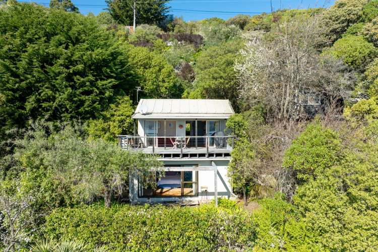 279 Marine Drive Charteris Bay_5