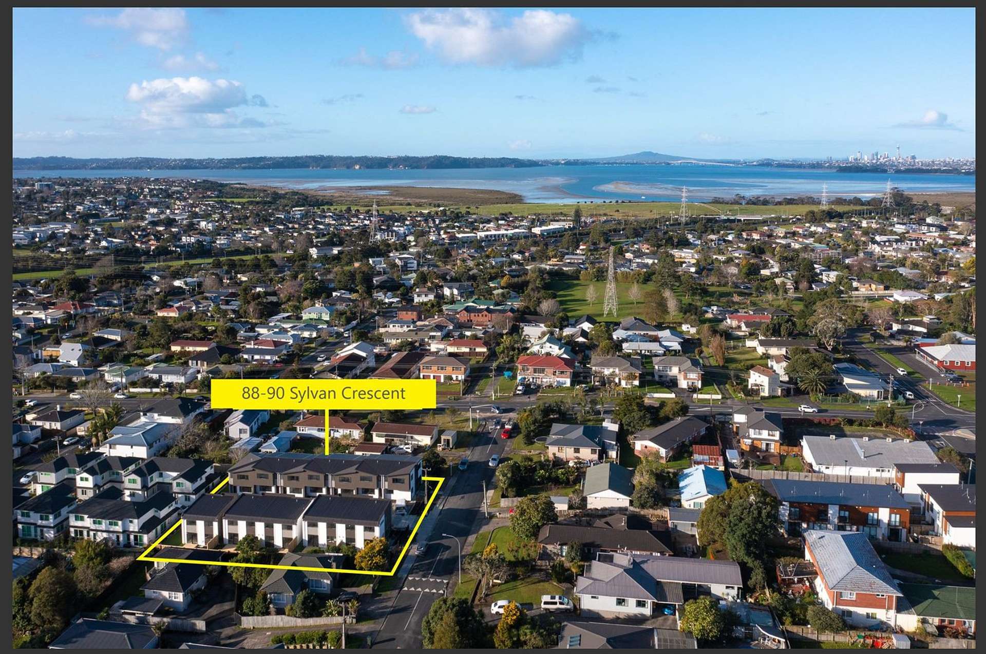 90C Sylvan Crescent Te Atatu South_0