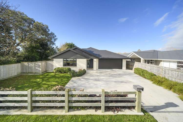 96 Pharazyn Street Feilding_24