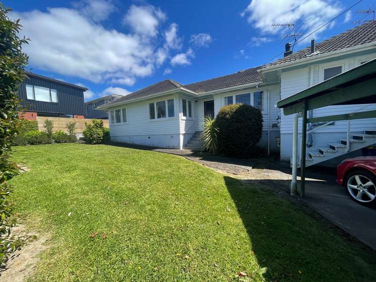 4 Tirimoana Road Te Atatu South_0
