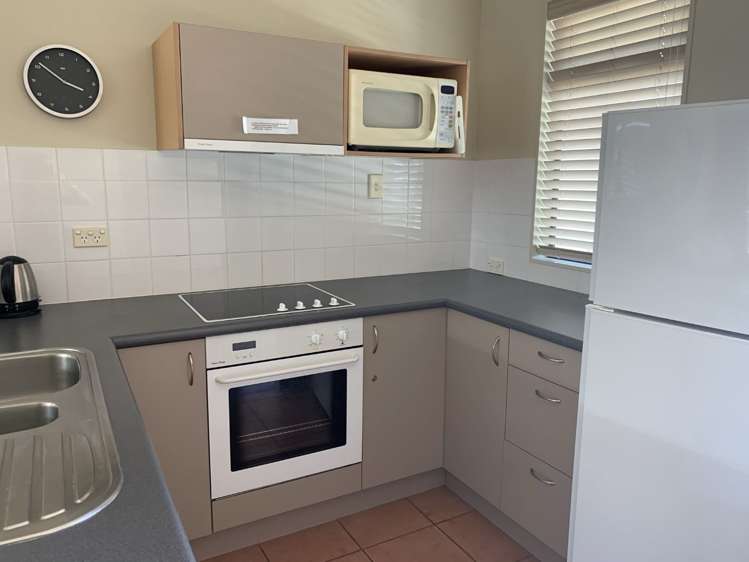 5 The Mall Cromwell_10