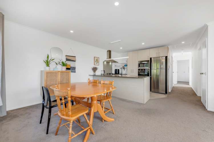 9 Whareatua Avenue Takanini_13