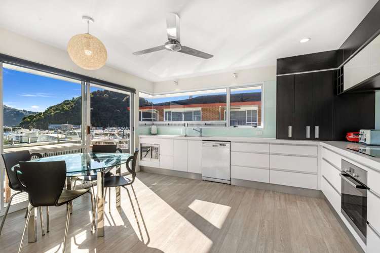 39 Waikawa Road Picton_11