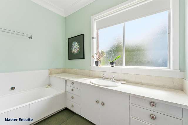 21 Riverbank Road Okoia_4