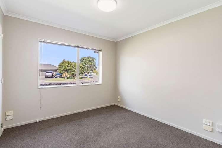 1 Takatu Place Takanini_31