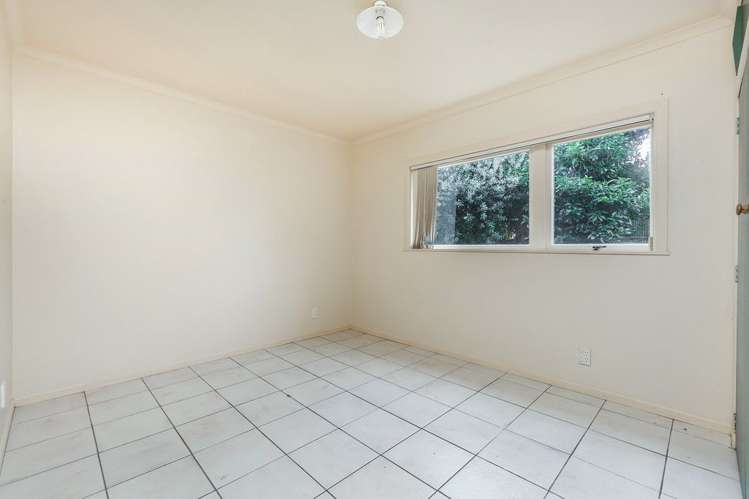 6 Graham Avenue Te Atatu Peninsula_19