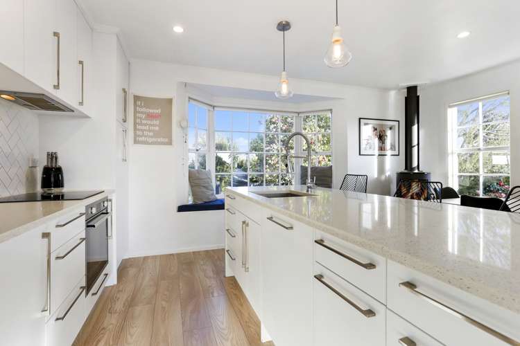 3 Easter Parade Glen Eden_7