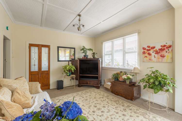 14 Downe Street New Plymouth Central_3