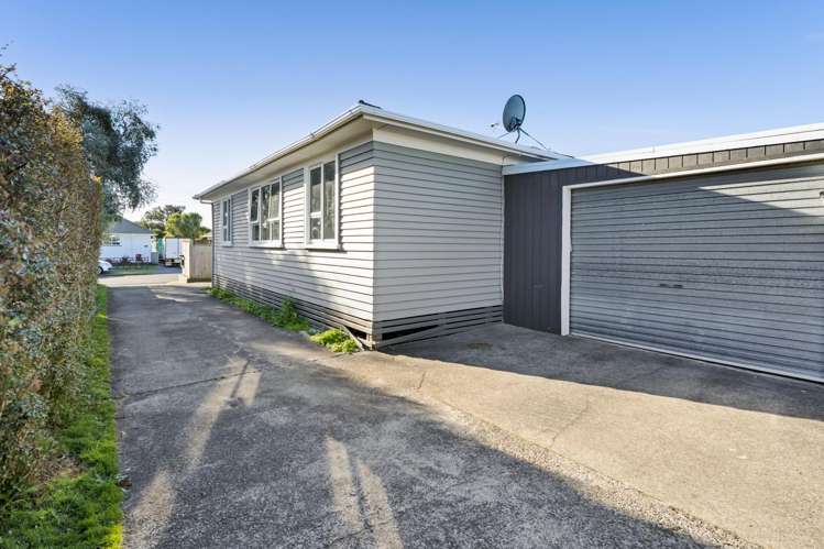 12 Karaka Street Merrilands_14