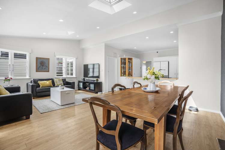 7 Military Road Boulcott_12