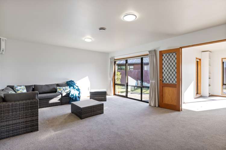 8 Brockhall Lane Avonhead_6