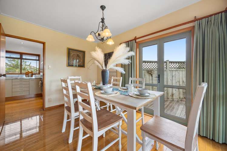 11 Cheriton Road Mellons Bay_18