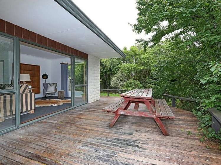 33 Cedar Road Te Awanga_13