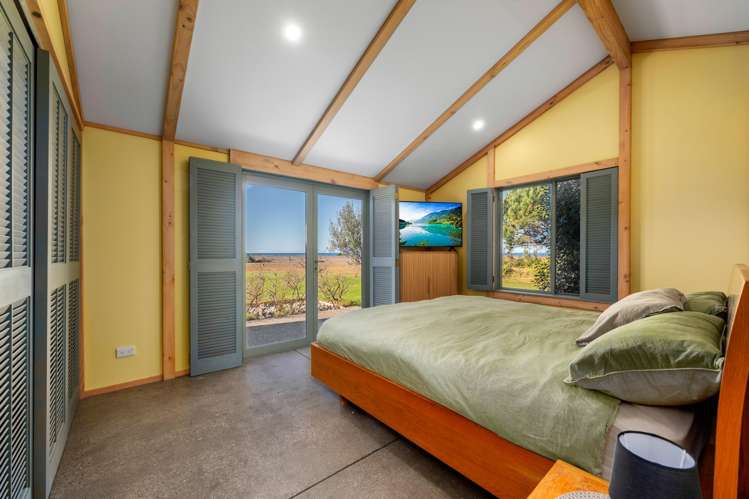 16 Hinepango Drive Rarangi_17