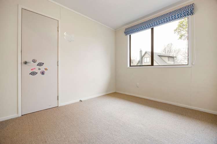 7 Eliot Place Leamington_13