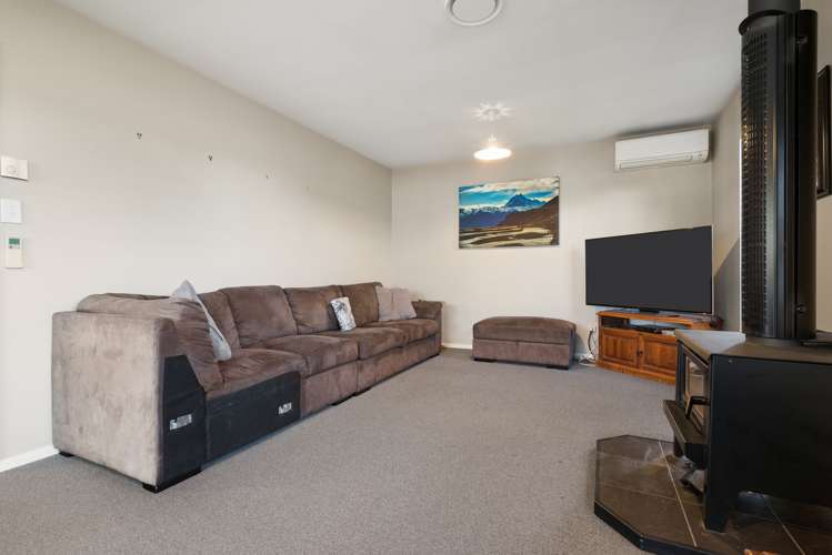 63 Stanton Crescent Hoon Hay_6