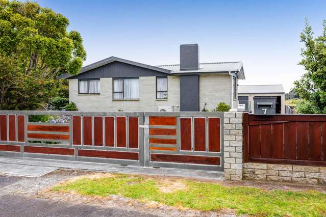 7 Ponderosa Place Opunake_1