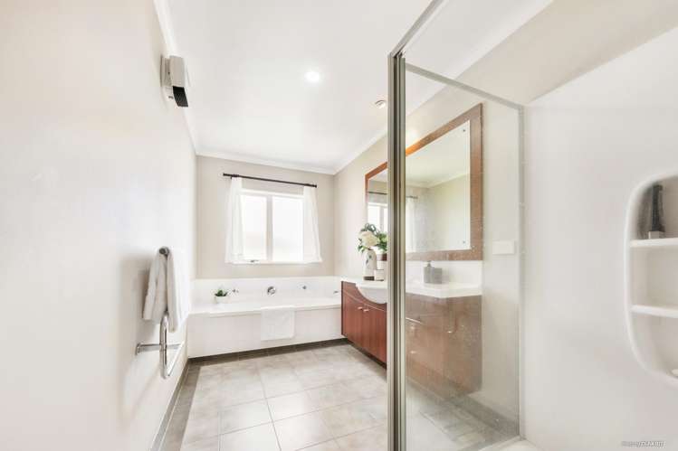 3 Bridgefield Crescent Flat Bush_18