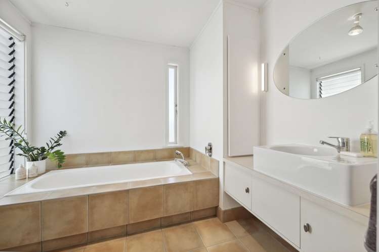 11 Churches Avenue Mount Roskill_19