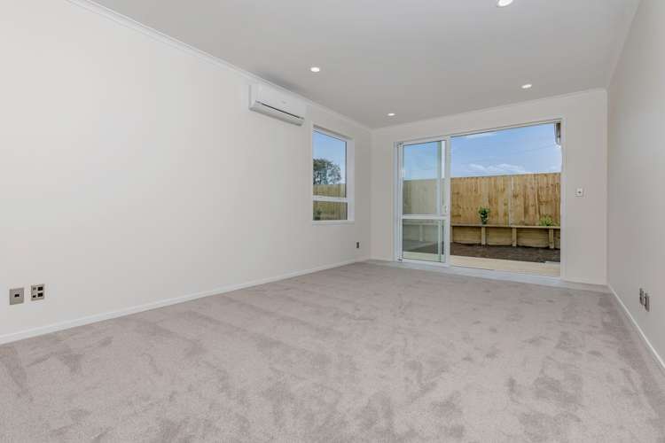 4 Byron Drury Way Riverhead_7