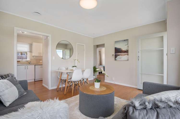 2/1 Kiekie Road Mangere Bridge_6