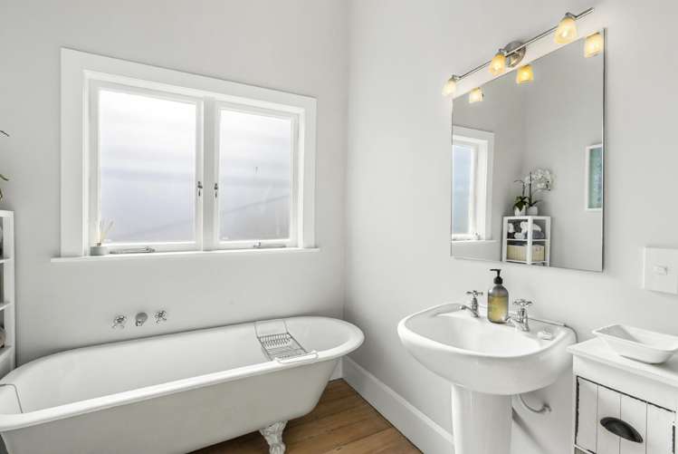 7 High Street Devonport_10
