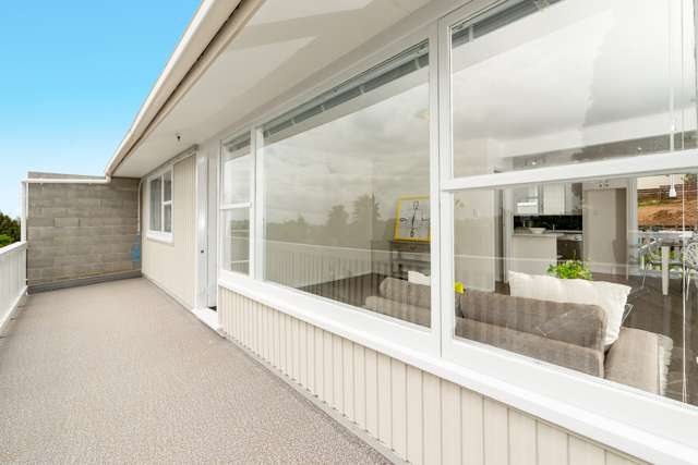 4/2 Ewenson Avenue One Tree Hill_2