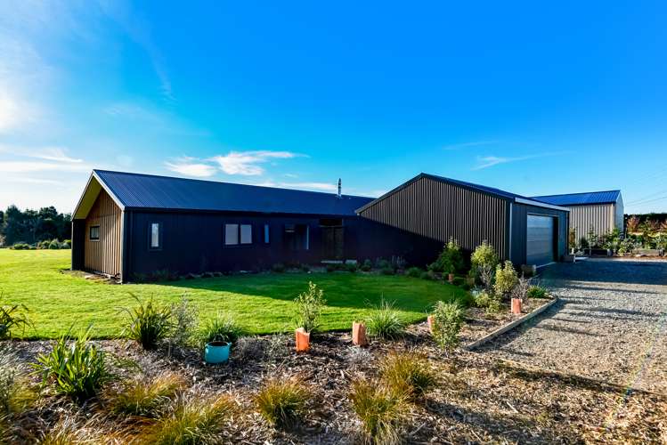 733 Mclaughlins Road Darfield_18