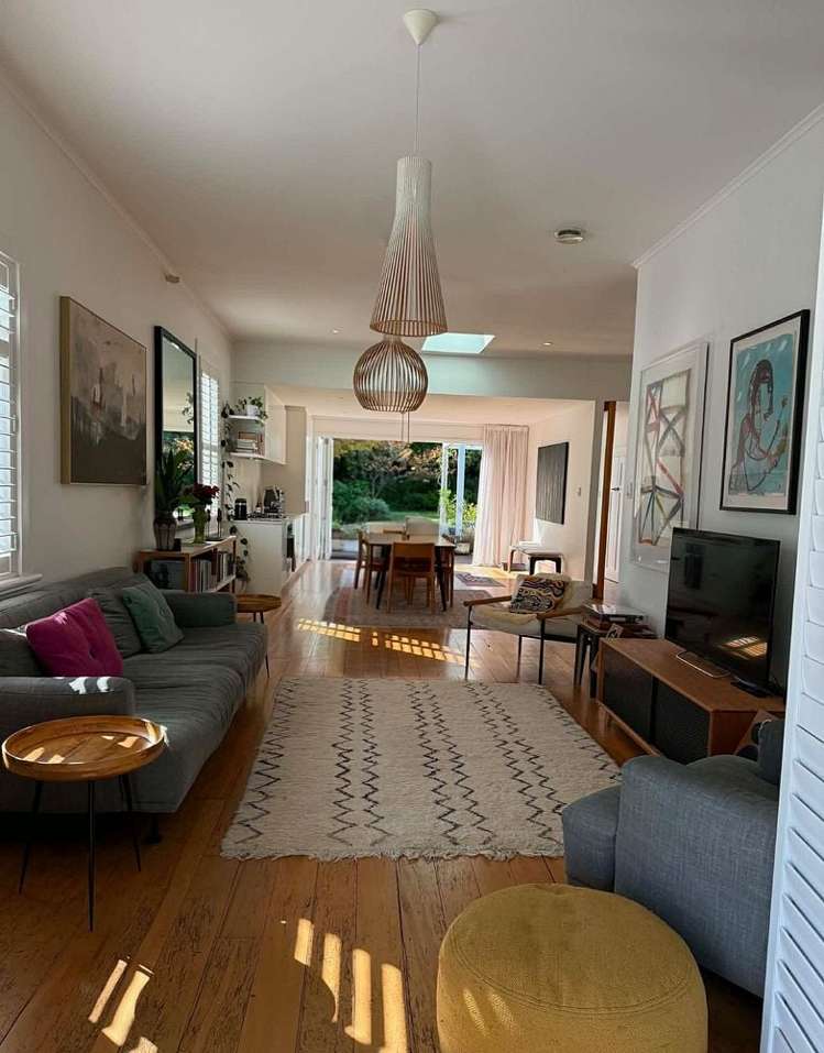 24 Dickens Street_0