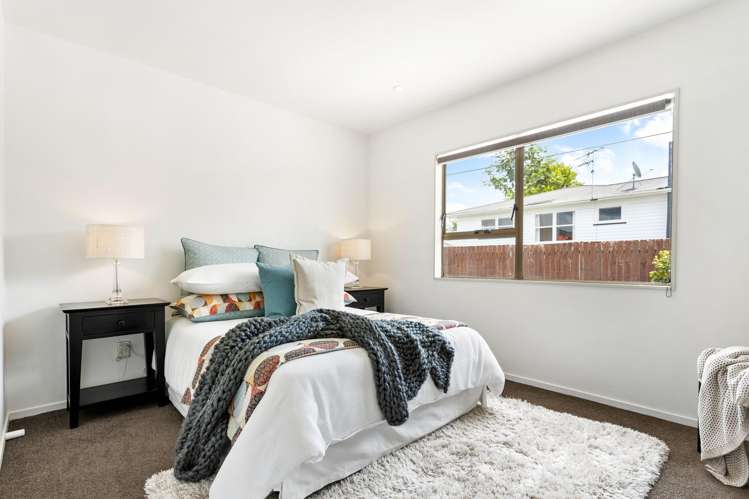 1/9 Rewarewa Road Te Atatu Peninsula_6