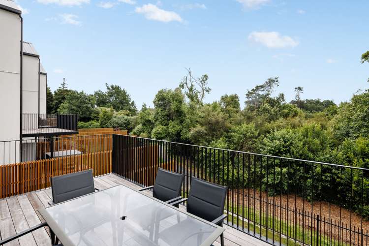 11 Lakewood Lane Cambridge_25