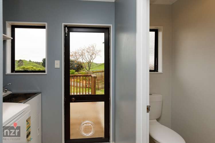83 Fraser Drive Feilding_12