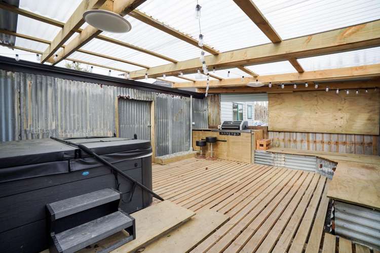 70 Pomona Road East Makarewa_31