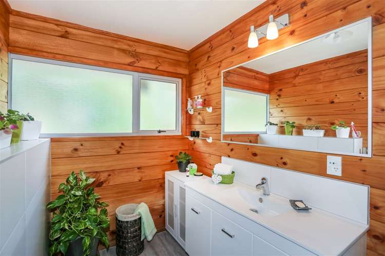 323 Kaipara Road Papakura_10