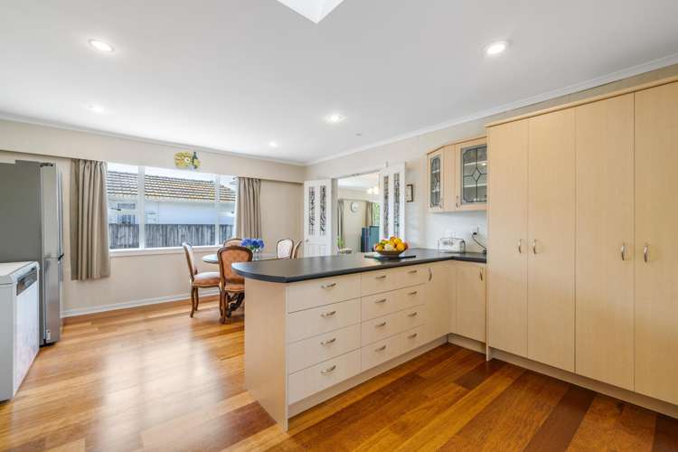 230 Avonhead Road Avonhead_12