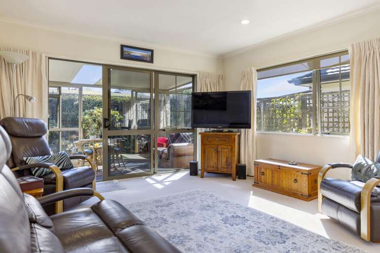 4 Lakeridge Close Rangatira Park_5
