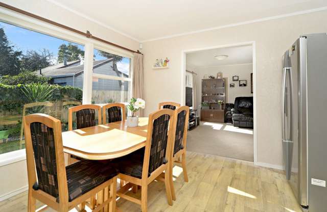 25 Beaumaris Way Conifer Grove_4