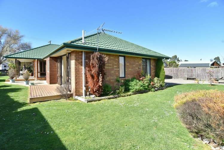 110 Kings Road Leithfield_16