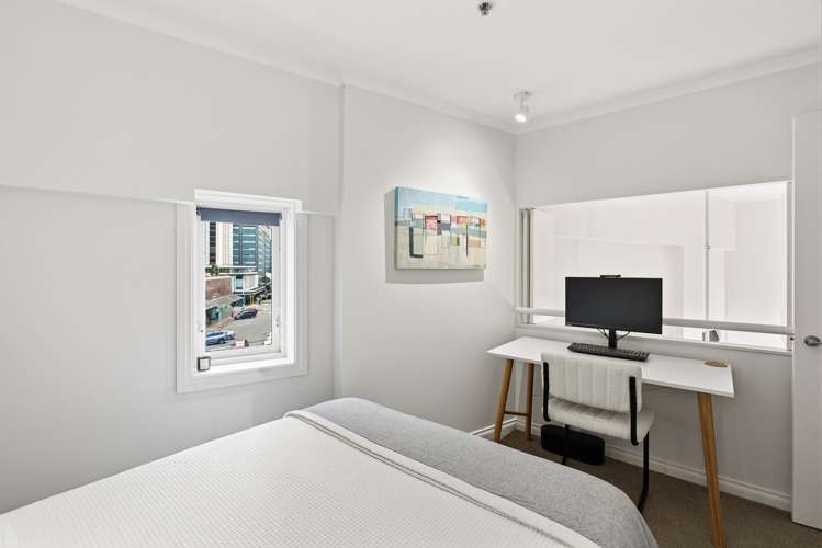 1.12/1 Queens Wharf Wellington Central_11