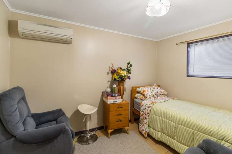 48 Benmore Street Glenwood_17