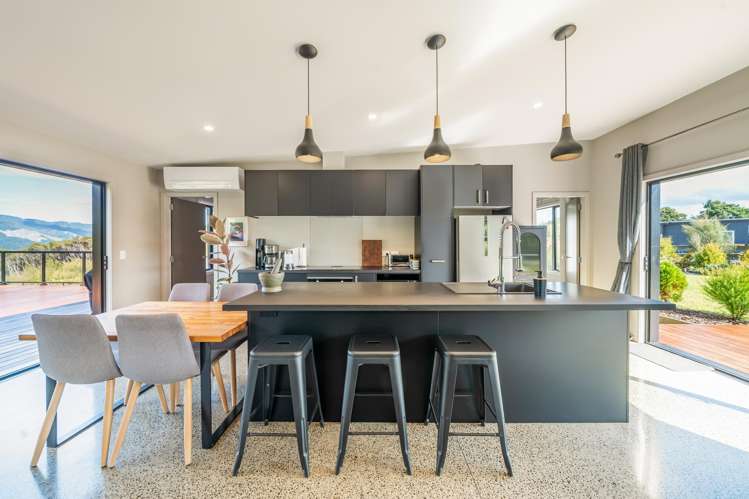 260 Fairview Drive Akatarawa_9