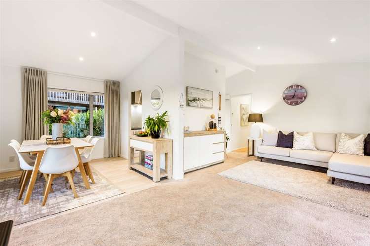 7 William Bayes Place Red Beach_6