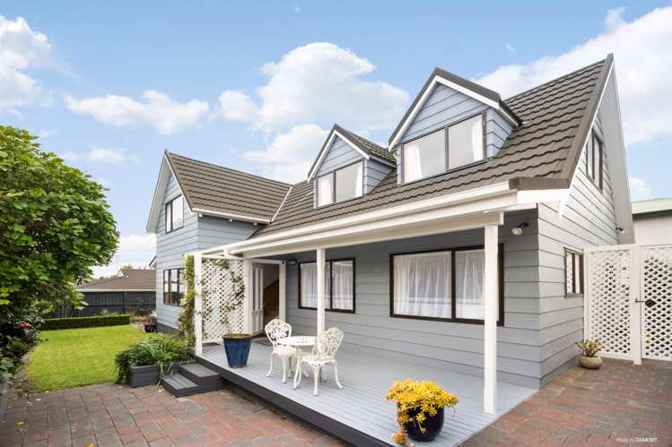 2/547 Hillsborough Road Mt Roskill_1