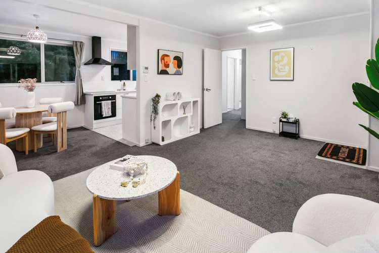 2/7 Malters Place Browns Bay_5