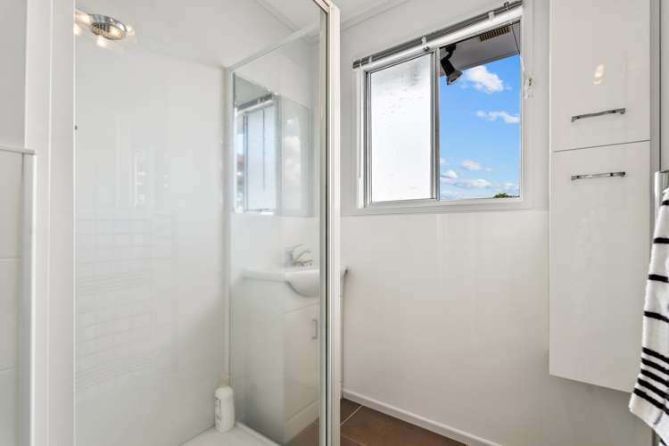 7 Panorama Drive Parahaki_11