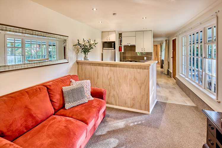 194 Eastern Hutt Road Taita_21