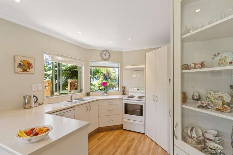 5a Menin Road Onekawa_12