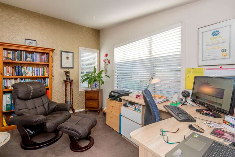 8 Barrett Drive Waikanae Beach_13