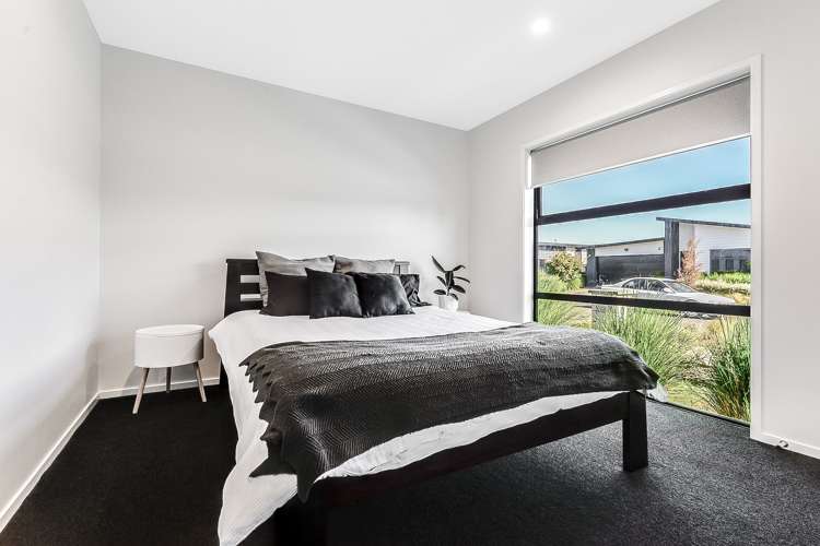 38 Probert Crescent Chartwell_18